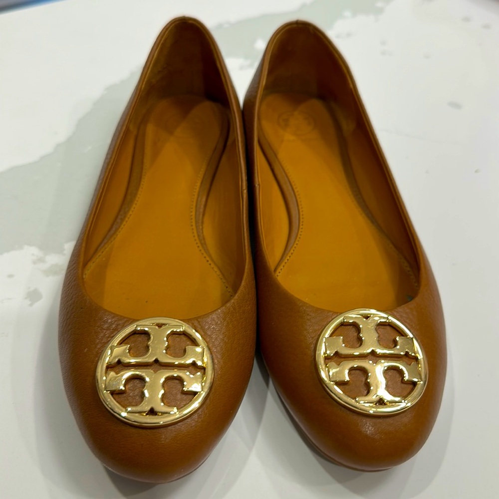 Tory Burch Flats like new